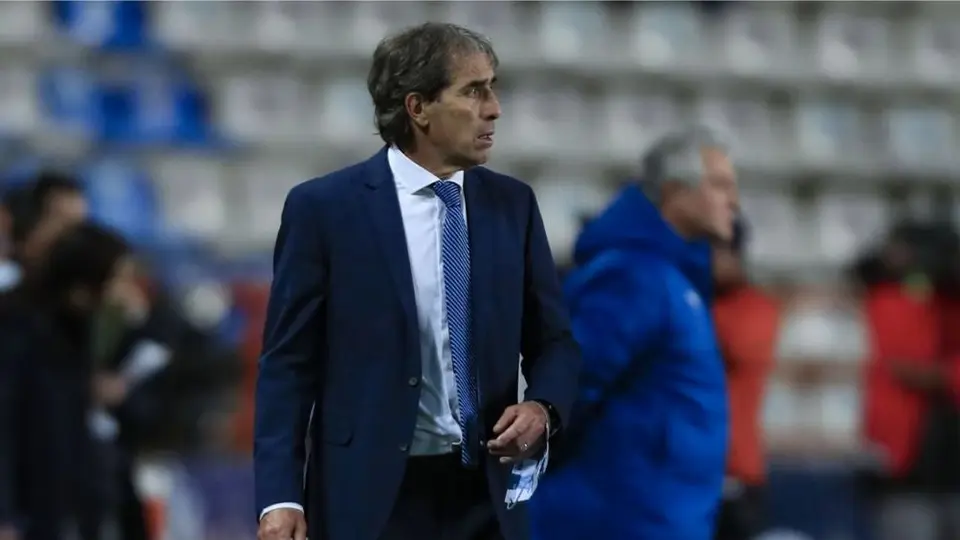 Armando Martínez ratificó a Guillermo Almada en el banquillo de Pachuca