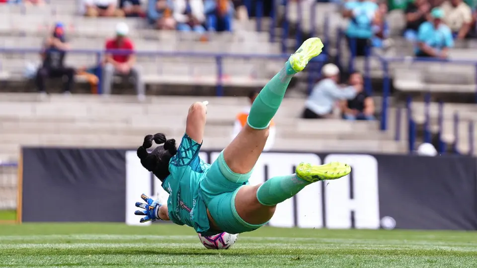 Wendy Toledo, portera de Pumas | IMAGO7