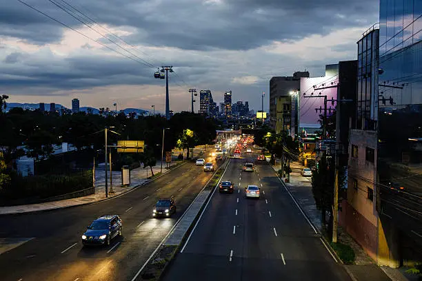 Hoy No Circula martes 20 de octubre de 2026: conoce qué vehículos deberán descansar en CDMX y Edomex./ Pixabay