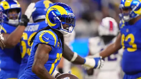 ¡Duro golpe para los Rams! Davante Adams estará fuera de seis a 10 semanas por lesión