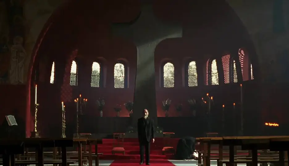 El accidente desató comparaciones con una escena de la película El día de la bestia / Captura de pantalla