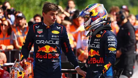 Checo Pérez fue "perjudicado" en Red Bull por preferencia a Verstappen, reconoció Christian Horner
