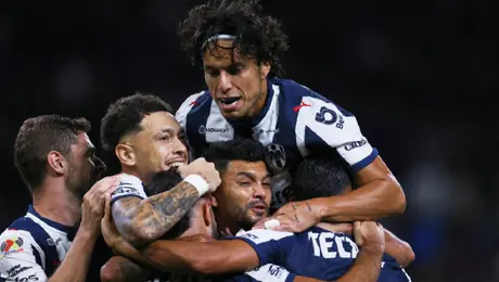 Rayados vence a Pachuca y se mete a puestos de Liguilla