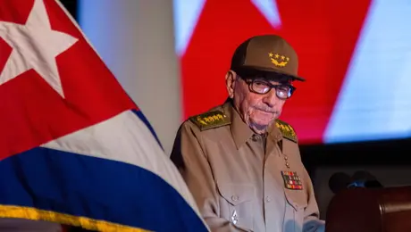 Raúl Castro, expresidente de Cuba, es acusado de asesinato en EU y ordenan su captura