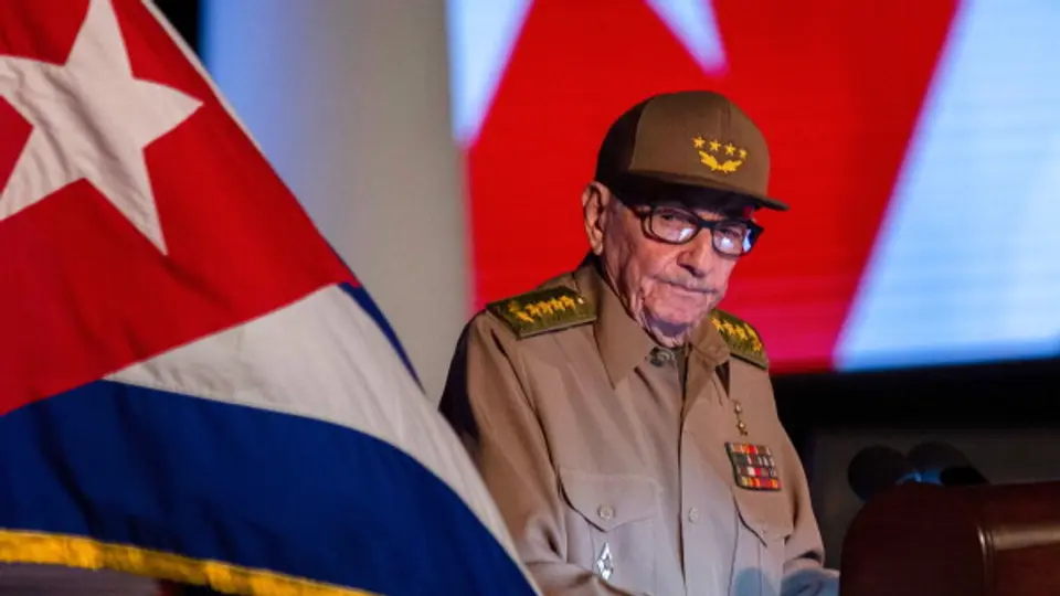 Raúl Castro, expresidente de Cuba, es acusado de asesinato en EU y ordenan su captura