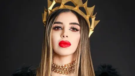 Emma Coronel demanda a editorial de libro de Anabel Hernández por utilizar su imagen sin permiso