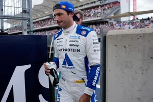 Carlos Sainz recibe sanción de cinco lugares en parrilla para el GP de México tras incidente con Antonelli