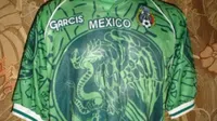 La historia real de la camiseta Garcis que la FMF retiró por usar el escudo nacional