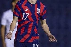 Joya estadounidense en la mira de América, Monterrey y Chivas