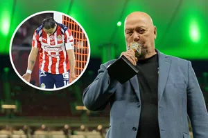 La 'épica' burla del Perro Bermúdez al penalti de Chicharito Hernández