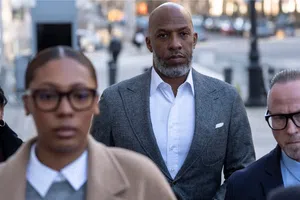 Entrenador de Trail Blazers, Chauncey Billups, se declara no culpable en caso de apuestas