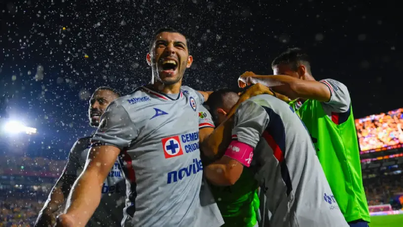 Erik Lira: "Los clásicos con América son partidos que no se pueden perder"