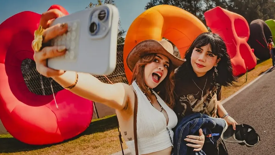 Los horarios del Corona Capital 2025: ¿a qué hora toca cada banda?