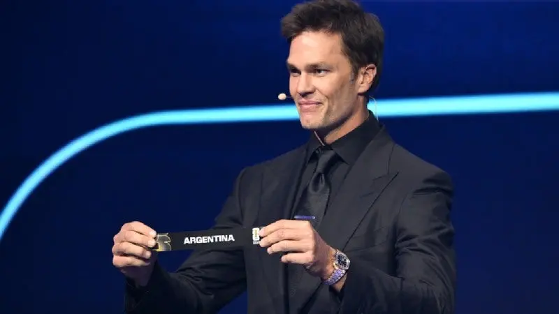 Tom Brady en el sorteo I AP