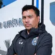 Esteban González es presentado como nuevo DT de los Gallos Blancos del Querétaro