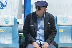 Puebla prepara homenaje para Manuel Lapuente