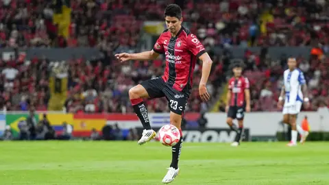 Carlos Orrantia se va del Atlas tras nominación al Premio Puskas