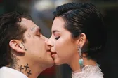 Christian Nodal genera polémica por comentario sobre su boda religiosa con Ángela Aguilar: "Lo bueno es que con la misma"