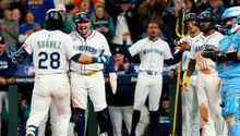 ¡A uno de la Serie Mundial! Seattle Mariners gana el quinto de la serie y está a nueve outs del Clásico de Otoño