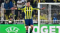 Edson Álvarez reconoce los retos del Fenerbahce tras cambio en la directiva