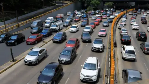 Hoy No Circula sábado 29 de noviembre: qué autos paran y horarios en CDMX y Edomex