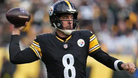 Steelers recuperan a Aaron Rodgers: el QB recibió luz verde para jugar vs. Bills