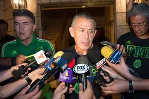 Miguel Herrera despide con dolor al doctor Gerardo Aguilar