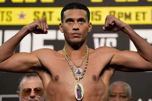 Artur Beterbiev reaccionó a la pelea Benavidez vs Yarde con misterioso mensaje