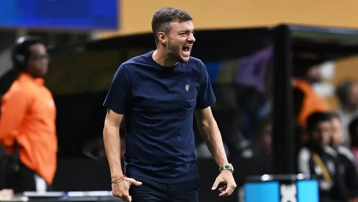 ¡Oficial! Martín Anselmi regresa a los banquillos y dirigirá en Brasil