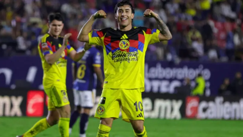Alejandro Zendejas ya entrenó al parejo de sus compañeros y apunta a jugar contra Toluca