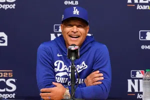 Mánager de los Dodgers define lanzadores para la Serie Mundial