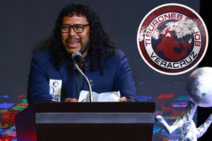 ¡Recordó al Tibu! René Higuita destacó su paso por Veracruz en la investidura del Salón de la Fama