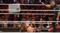 Chivas invade WWE Survivor Series: Fans del Rebaño Sagrado llevan el apoyo a la Liguilla hasta San Diego