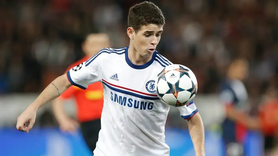 Oscar, exjugador del Chelsea, fue hospitalizado por problemas cardíacos