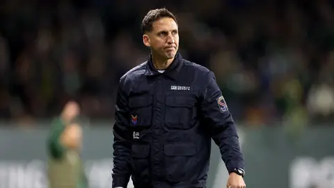 ‘Es una falta de respeto’: Entrenador de San Diego FC dio contundente mensaje sobre continuidad de Chucky Lozano