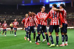 ¡Aura de campeón! Chivas vuelve a ganar sus dos Clásicos 8 años después