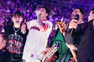 VIDEO ¿Pagan a Eduin Caz 800 mil pesos para cantar narcocorrido? Esta es la verdad