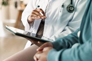 ¿Desaparecerá IMSS, ISSSTE e IMSS-Bienestar? Proponen nuevo sistema de salud