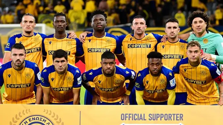 Guillermo Ochoa concede gol olímpico en el empate de AEL Limassol vs Apollon