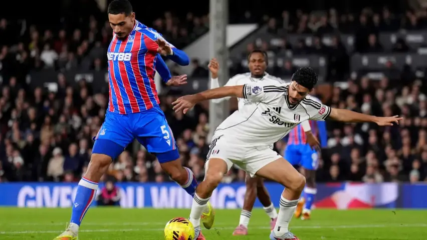 Fulham cae ante Crystal Palace en Premier League; Raúl Jimenez registra asistencia | AP