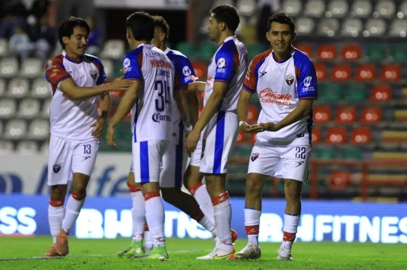 Jugadores de Atlante en celebración | IMAGO7