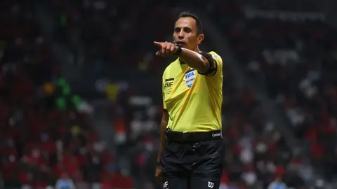 Apertura 2025: Confirmadas las designaciones arbitrales para los juegos de vuelta de las Semifinales