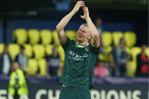 ¡Imparable! Erling Halland anota contra Villarreal e iguala récord de Cristiano Ronaldo