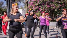 Muero por bailar: ¿Cuándo es la Mega clase gratuita de aeróbics en el Zócalo por Día de Muertos?