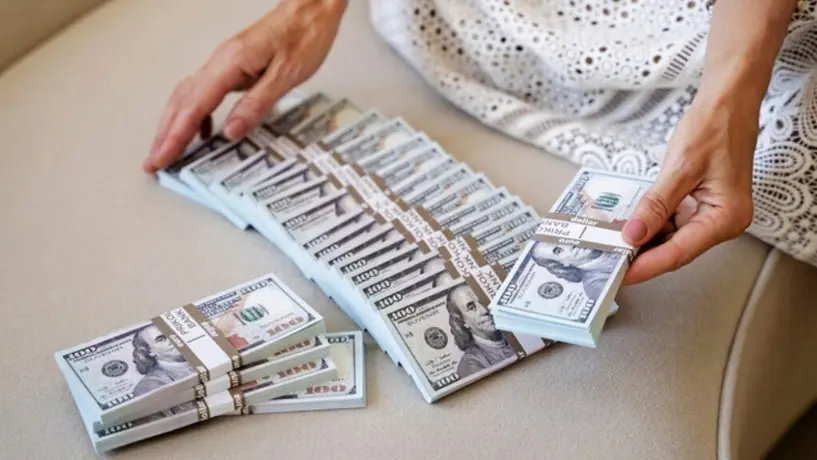 ¿Cambiarás dólares? El peso avanza este jueves 23 de octubre