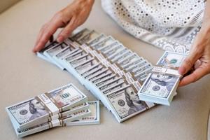 ¿Cambiarás dólares? El peso avanza este jueves 23 de octubre