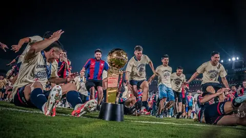 Jorge Brava, Bruno Valdez y otros ex Liga MX se coronan campeones con Cerro Porteño