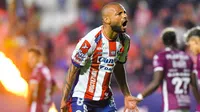 Necaxa saca triunfo agónico ante San Luis con gol de Cambindo
