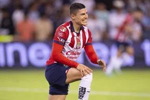 De descartado en Chivas a crack en Costa Rica: Ronaldo Cisneros brilla con el Alajuelense