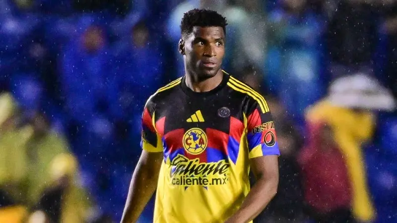 Zuñiga, delantero de América | IMAGO7